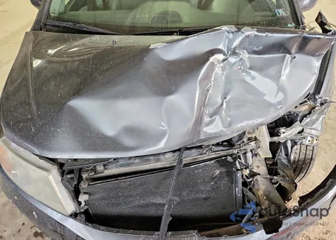 2013 Honda Odyssey Touring z USA, uszkodzony, nr VIN 5FNRL5H9XDB018835